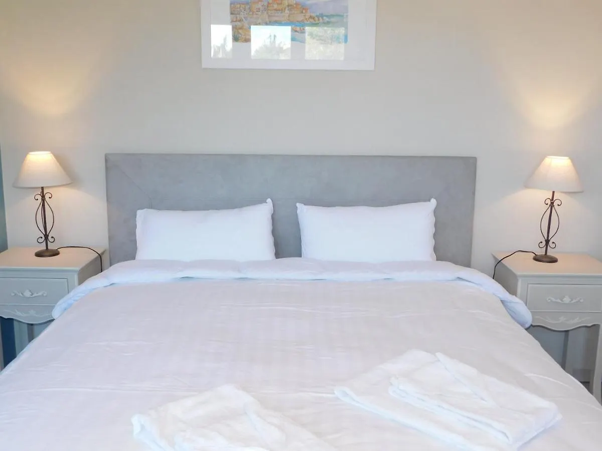 T2 Standing Vitoria Climatise Avec Parking, Proche Plage Antibes Apartment